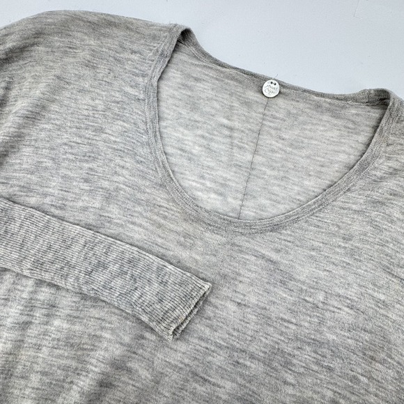 Margaret O'Leary Sweaters - Margaret O'Leary Sweater Womens Medium Gray‎ Cashmere Scoop Neck Ribbed Sleeve